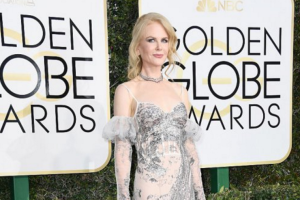 10 худших нарядов на красной дорожке "Золотого глобуса"