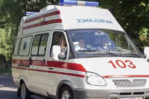 В Донецке под обстрел попала машина "скорой": три человека серьезно ранены