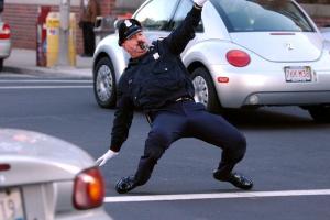 Столичных водителей просят объезжать Шулявский мост 