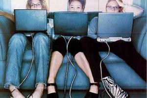 Любители соцсетей иначе воспринимают время, - ученые