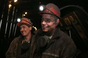 Из-за блокады Донбасса шахтеры, оставшиеся без работы, пополняют ряды боевиков - разведка