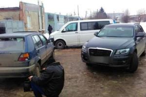 В Хмельницком сразу три автромобиля попали в ДТП на парковке 