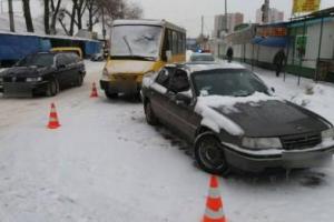 На Львовском шоссе произошло жуткое ДТП с участием маршрутки