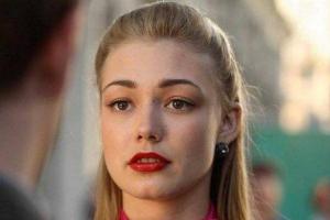 Актриса Оксана Акиньшина поразила публику внешним видом после родов