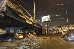 В результате обвала Шулявского моста Киев парализовали серьезные пробки