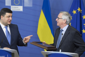Гройсман заявил об экономическом росте Украины после очередного европейского транша
