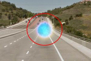 В Калифорнии загадочный светящийся шар двигался перед глазами напуганных водителей
