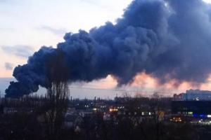 Симферополь в дыму: в соцсетях сообщают о сильнейшем пожаре