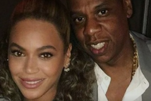 Певица Бейонсе ждет рождения двойни