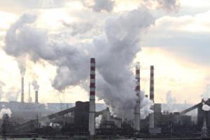 Ахметов уже давно не ключевой игрок в политике, его разгромят, если он не займет четкую позицию - мнение