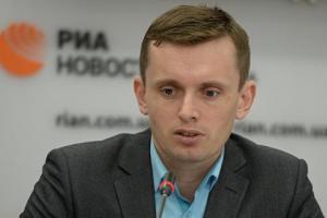 Бортник: Порошенко может решить политический кризис только формированием новой коалиции