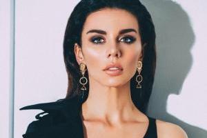 Беременная певица Анна Седокова поразила поклонников фотографией без косметики