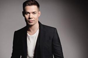 Певец Стас Пьеха рассказал поклонникам о двухлетнем сыне