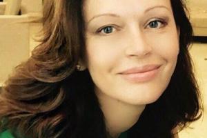 Актриса Ирина Безрукова засветилась на публике с молодым спутником