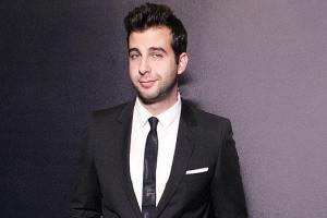 Иван Ургант высмеял Ольгу Бузову в прямом эфире