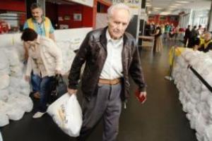 В «ДНР» сообщили, кому будут выдавать остатки гуманитарки от Ахметова