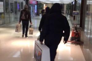 У Навального ночью полиция провела обыск