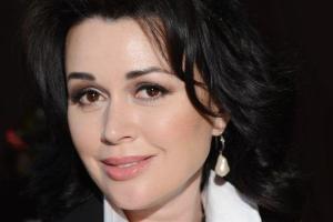 Огромные долги Анастасии Заворотнюк: что ждет актрису