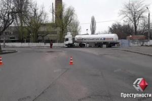 В Николаеве во время закачки газа в цистерну на заправке произошло ЧП