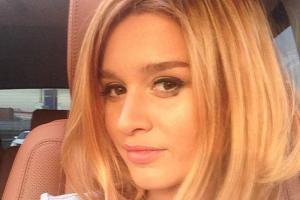 Телеведущая Ксения Бородина показала странное фото с подругой: поклонники смеются