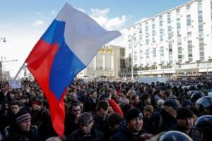 "Россия против Путина!" - опубликовано видео, как митинги в Москве переходят в антипутинскую демонстрацию 