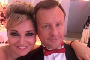 Журналисты активно обсуждают возможную беременность жены Вороненкова 