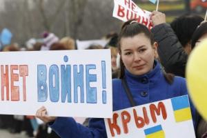 Эксперт рассказал, зачем РФ "возит" европейцев в оккупированный Крым