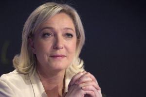 Президент РФ Путин встретился в Кремле с Марин Ле Пен