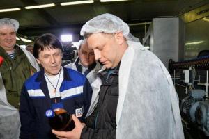 Стратегически важное предприятие: Захарченко запустил пивзавод возле своей новой "резиденции" в Донецке