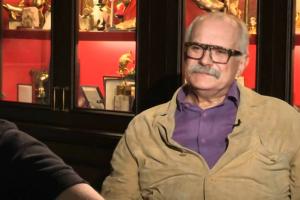 В Москве обстреляли студию Никиты Михалкова