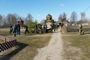 На Черниговщине СБУ разоблачила группировку, которая держала в "рабстве" более 200 наркоманов