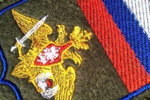 В Брянке офицеры РФ управляют подразделениями боевиков под воздействием алкоголя и наркотиков