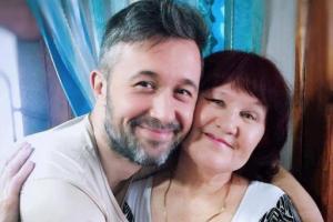 Сергей Бабкин очаровал снимком с любимой мамой 