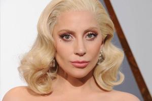 Певица Леди Гага предстала в новом образе: поклонники разочарованы