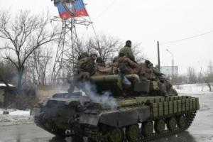 Боевики держат десятки единиц тяжелой техники вблизи Бугаевки