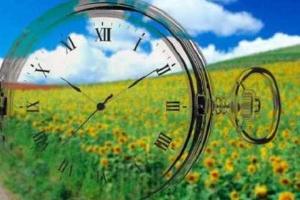 Украина перейдет на летнее время в ночь на воскресенье