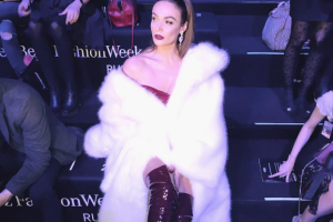 Алена Водонаева произвела фурор своим видом на модном показе