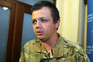 Семенченко обратился к Порошенко: "Скоро рассвет, господин президент. Время собирать камни"