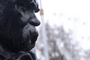 Странный обмен: Депутат Госдумы РФ предлагает Украине поменяться памятниками