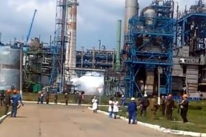 Рабочие горловского "Стирола" ждут выплаты долгов по заработной плате