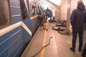 Знаменитости выражают соболезнования жертвам теракта в Санкт-Петербурге