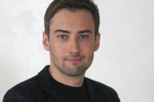 Телеведущий Дмитрий Шепелев не допускает родителей Фриске к своему сыну