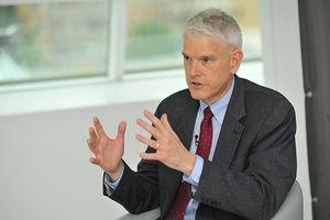 Экс-посол США: Киеву нужно сохранять "Минск", даже если он не работает