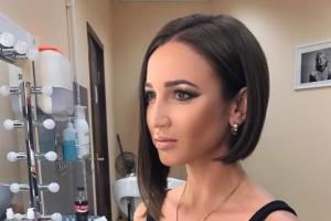 Ольга Бузова шокировала откровенным нарядом: поклонники в восторге от фигуры певицы