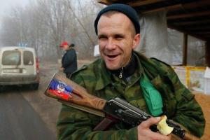В "ЛДНР" выявлены многочисленные случаи хищения военнослужащими оружия и боеприпасов с целью дальнейшей продажи, - ГУР
