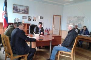 В кабинете нового «мэра» Дебальцево не нашлось места для Захарченко
