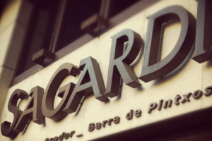 Испанский ресторан отказался обслуживать россиян из-за их происхождения