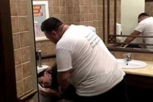 Сергей Жуков окунул своего коллегу в унитаз из-за украденной песни 