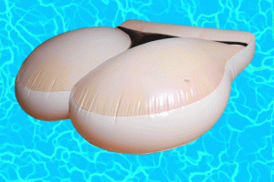 Ким Кардашьян решила продать свои надувные ягодицы