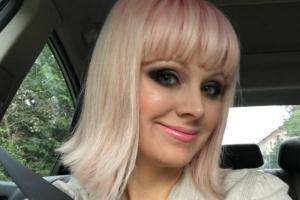 Исполнительница хита "О Боже, какой мужчина" родила третьего сына